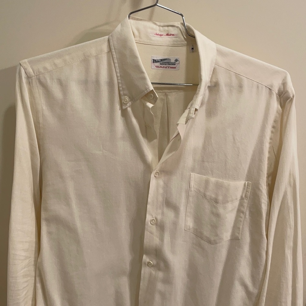 Long sleeved light yellow buttondown shirt Gant